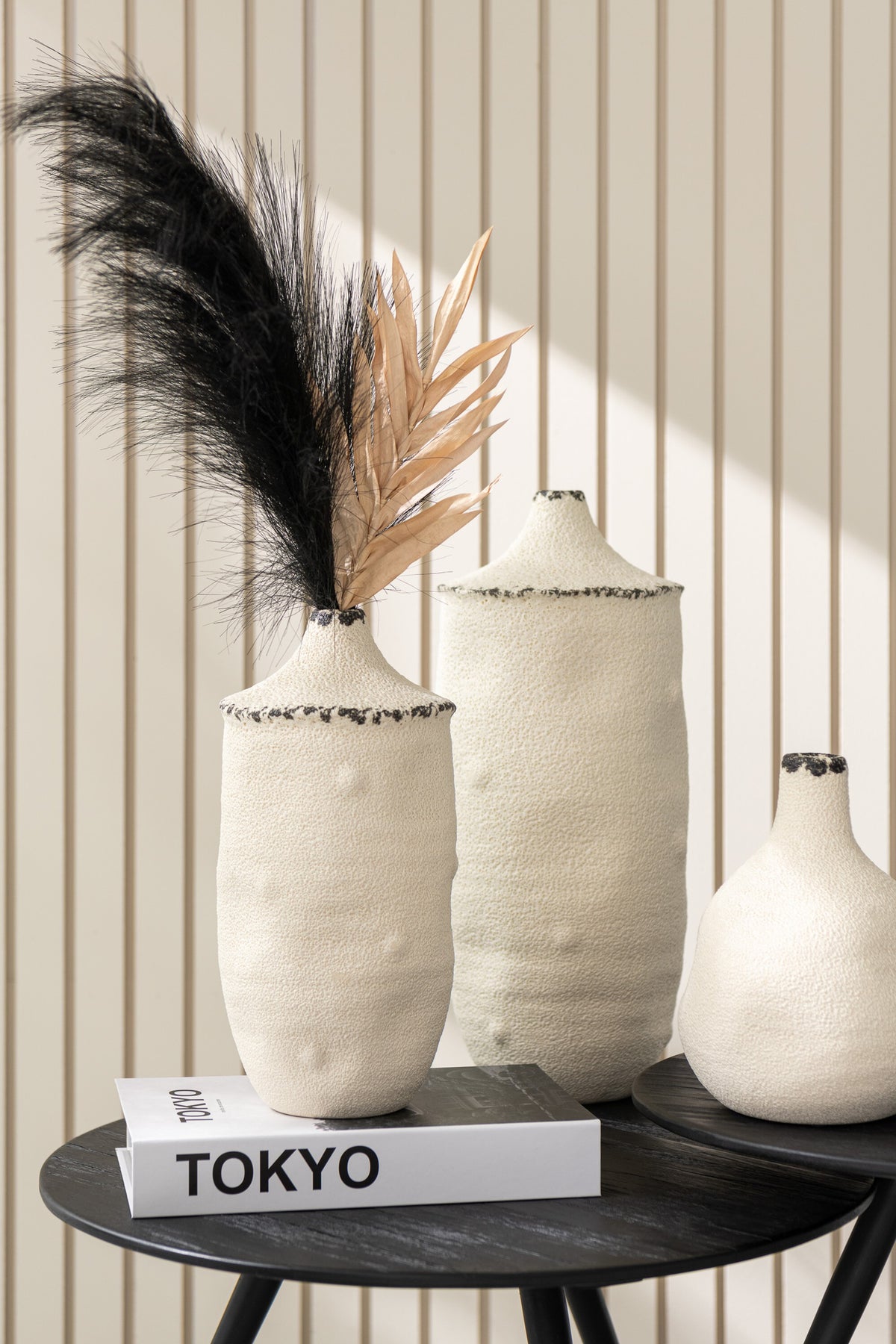 Vase aus Steinzeug, gemischt Schwarz-Weiß
