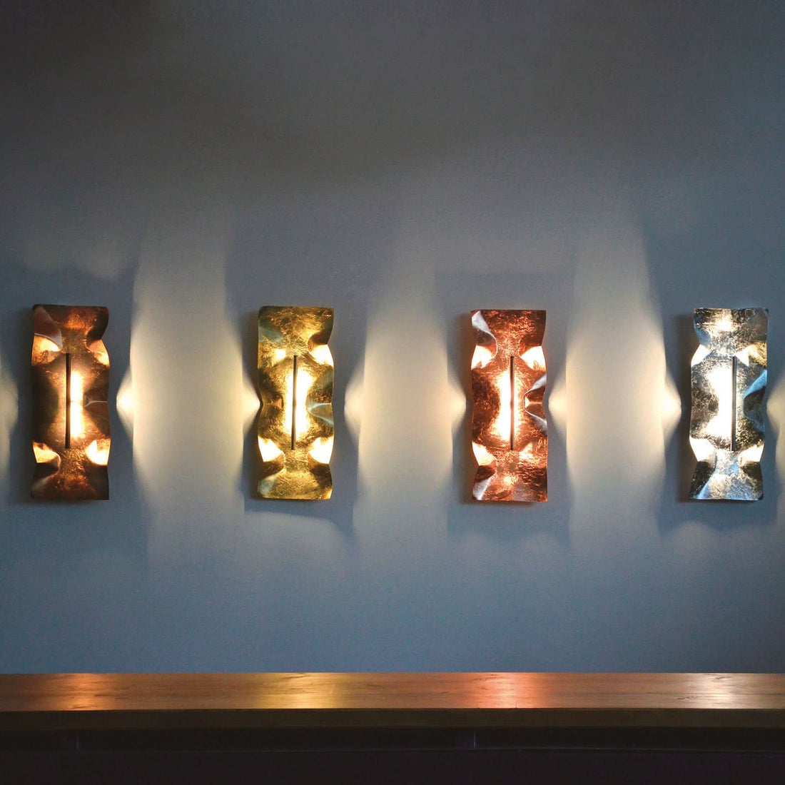 Applique murale LED Crash Tube en acier, bronze, hauteur 60 cm