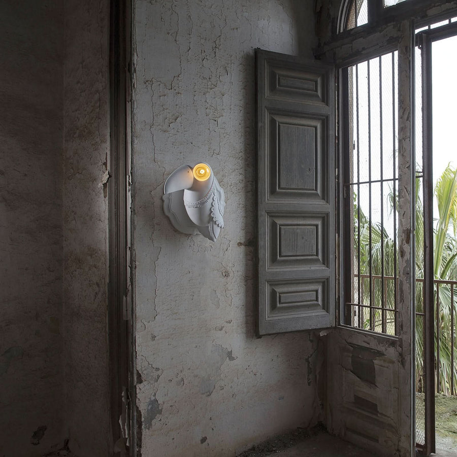 Applique murale Cubano en céramique, blanc mat, hauteur 45 cm
