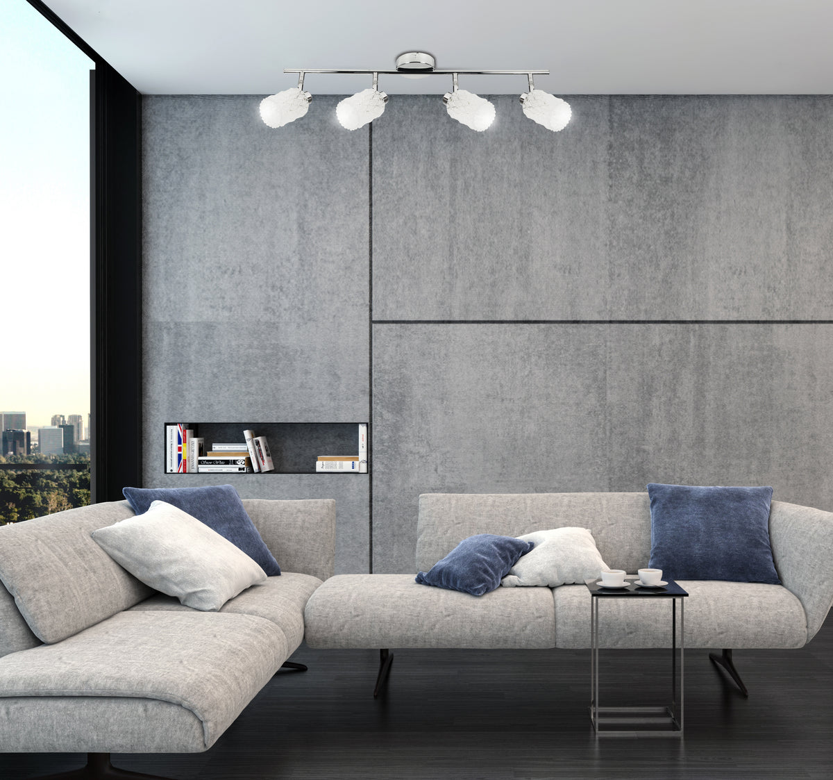 Mise en ambiance du plafonnier allumé au-dessus d'un canapé gris dans un salon moderne