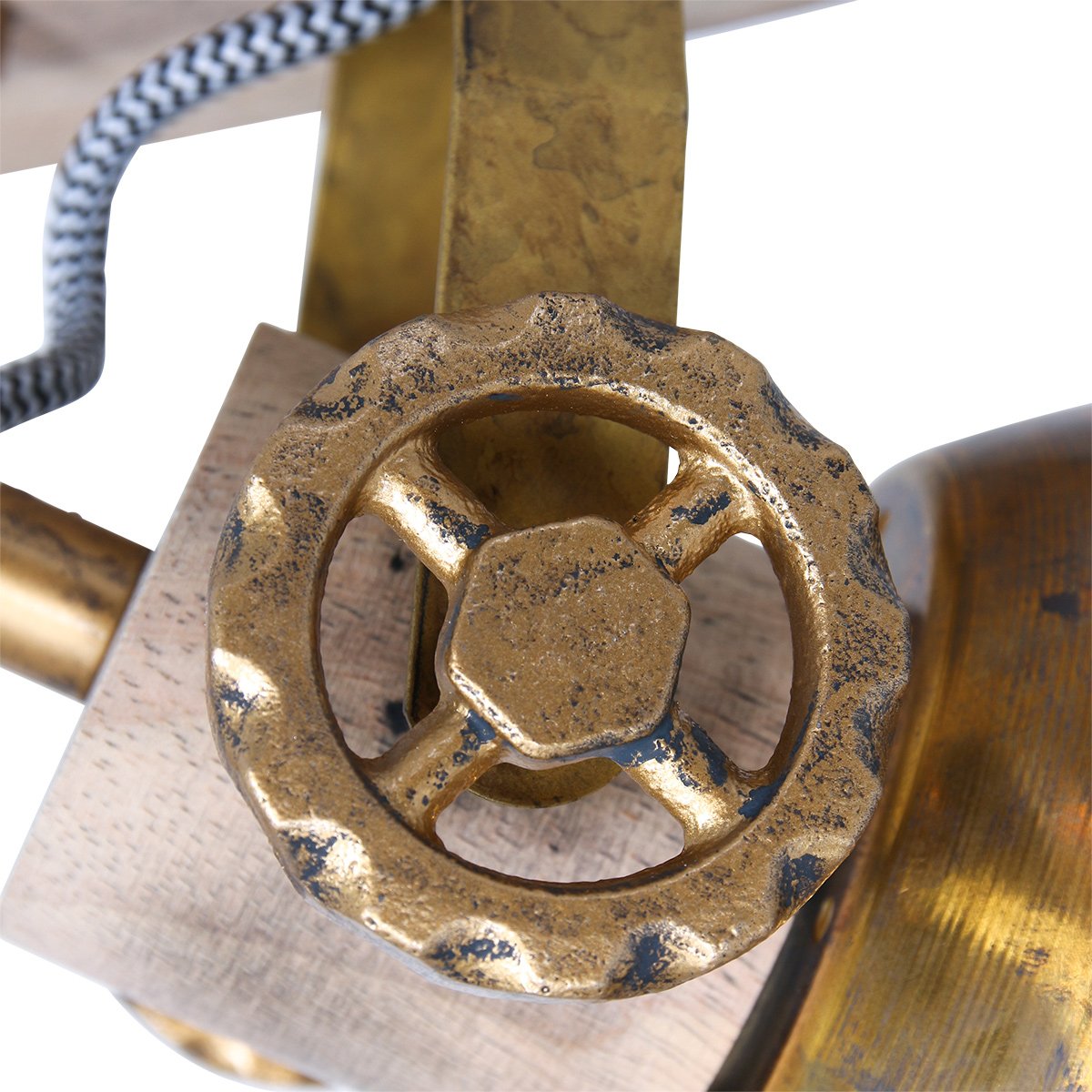 Spot Gearwood bronze