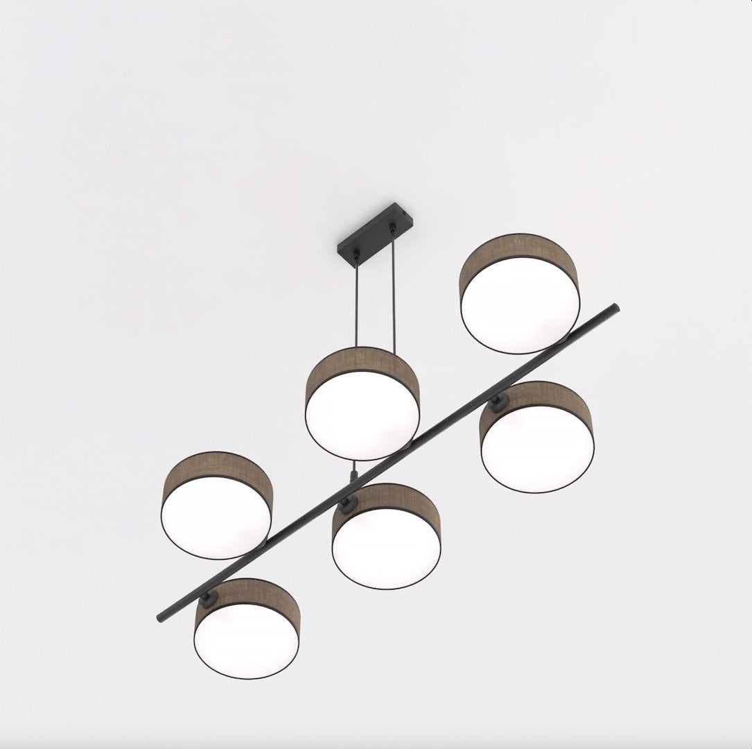 Vue de dessous montrant les six abat-jours cylindriques et l'armature noire du luminaire