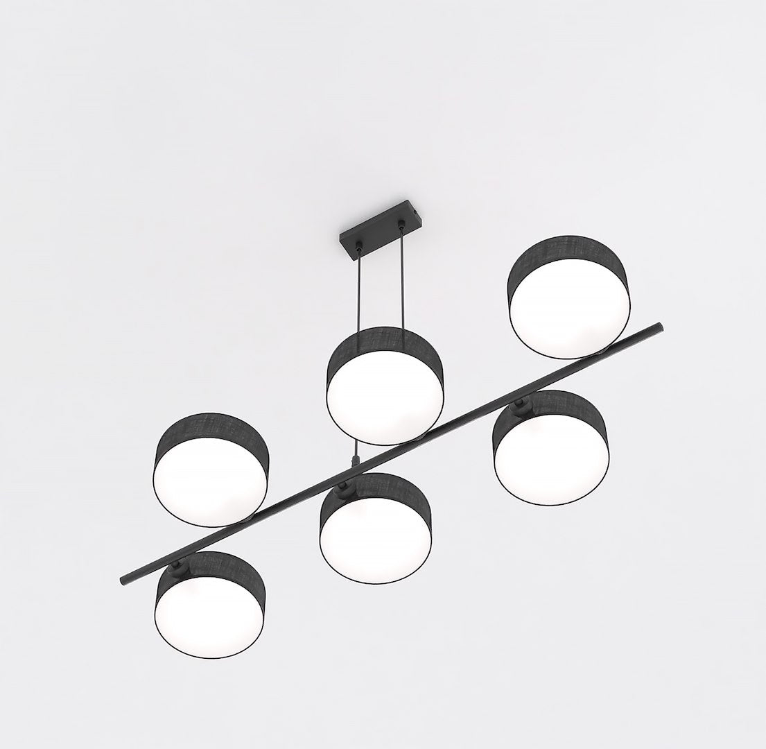 Autre angle montrant l'alignement diagonal des six abatjours noirs et leurs diffuseurs