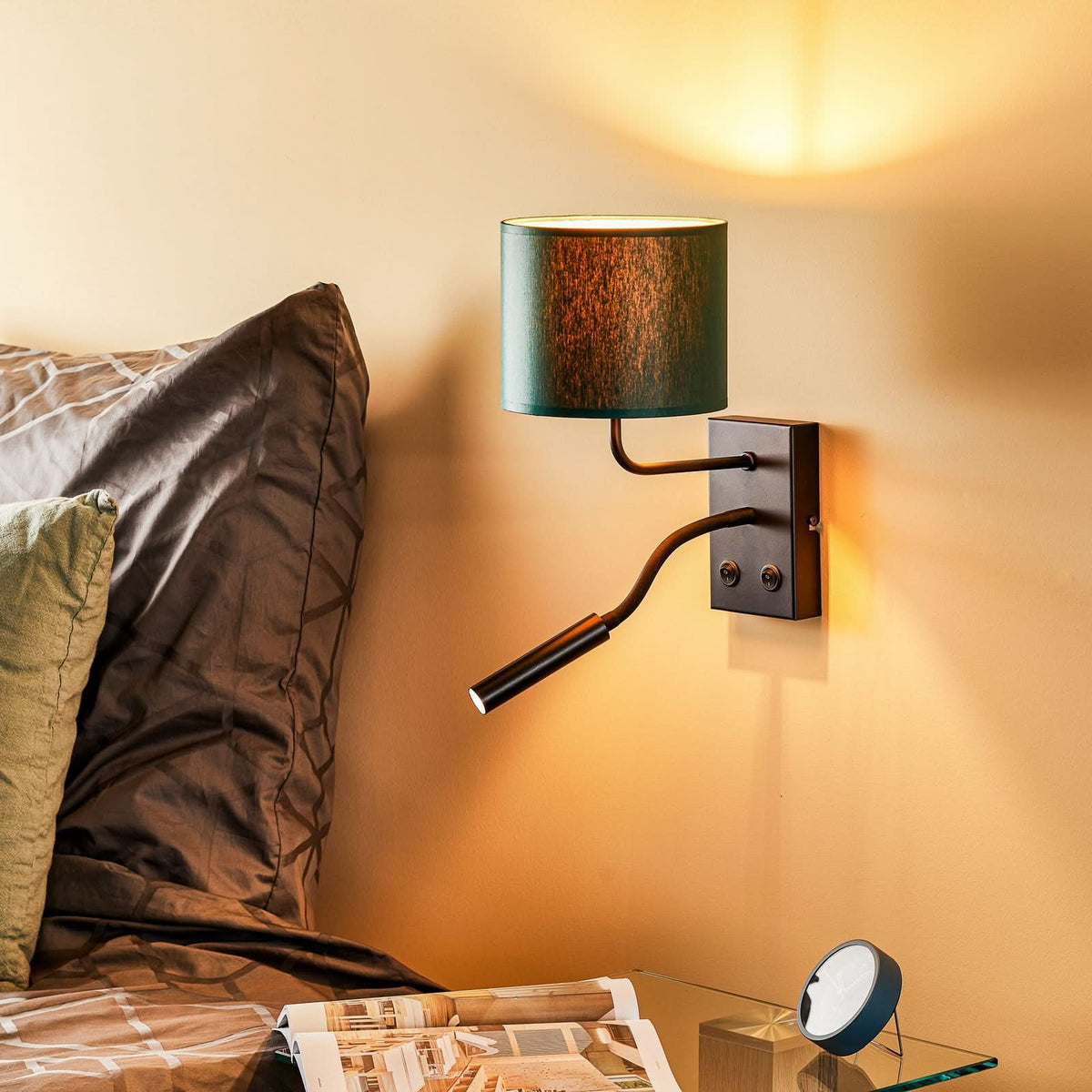 Applique murale Soho en tissu, vert et noir, 2 lumières, hauteur 38 cm, largeur 18 cm