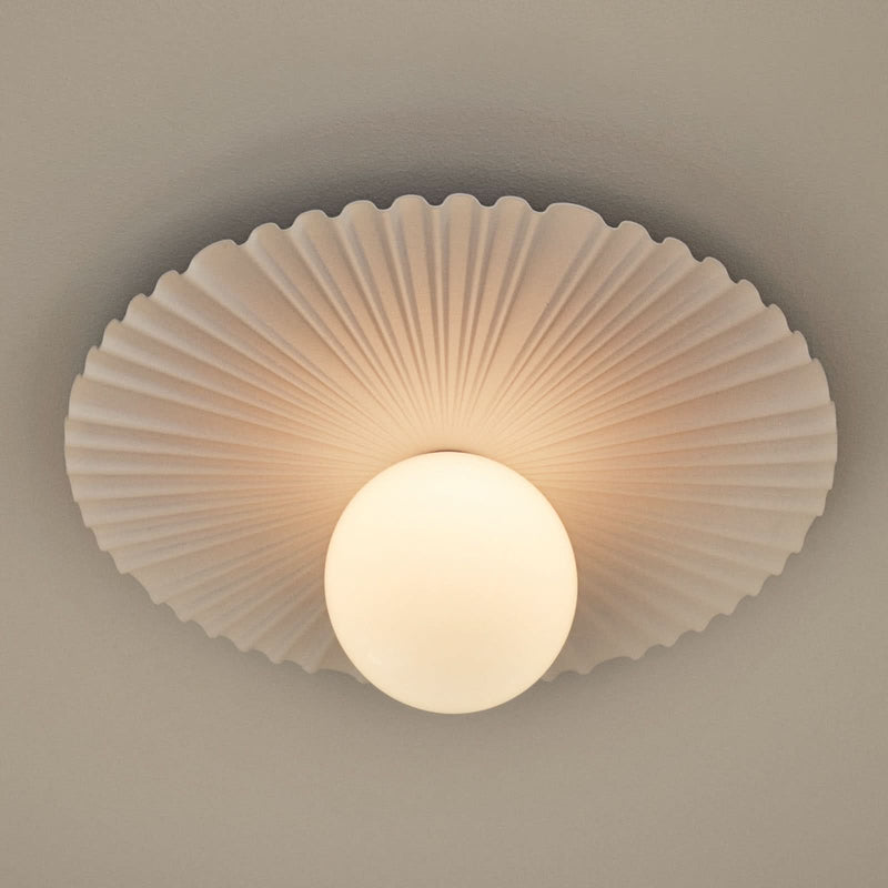 Applique murale Liila Muuse en verre, blanc, Ø 42 cm, IP44