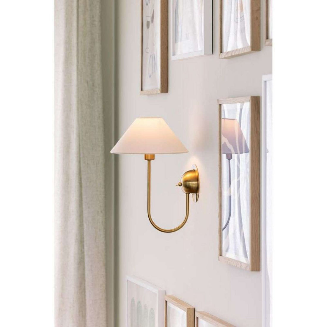 Applique murale Iris en coton, beige et laiton brossé, hauteur 32 cm