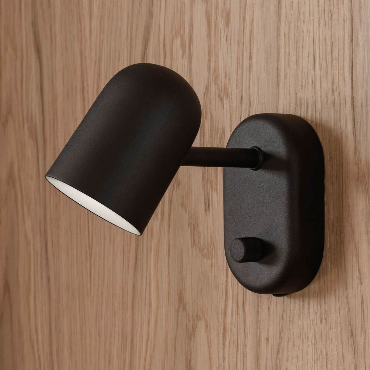Applique murale Buddy en acier, noir, hauteur 12 cm