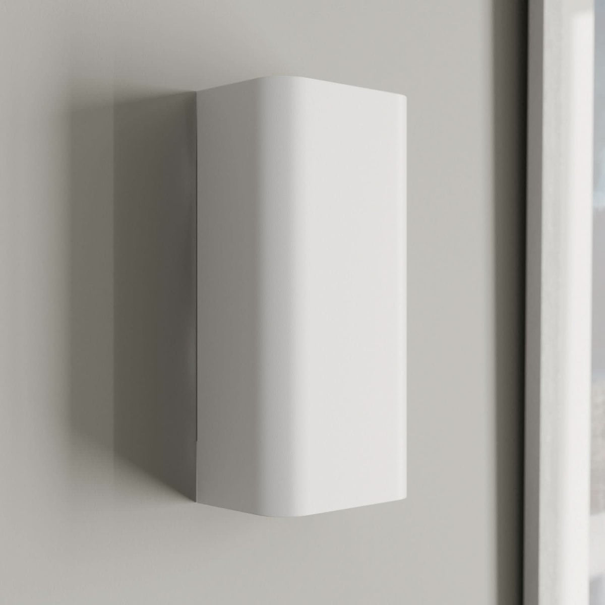 Applique murale Bergen en métal, blanc, 2 lumières, hauteur 23 cm