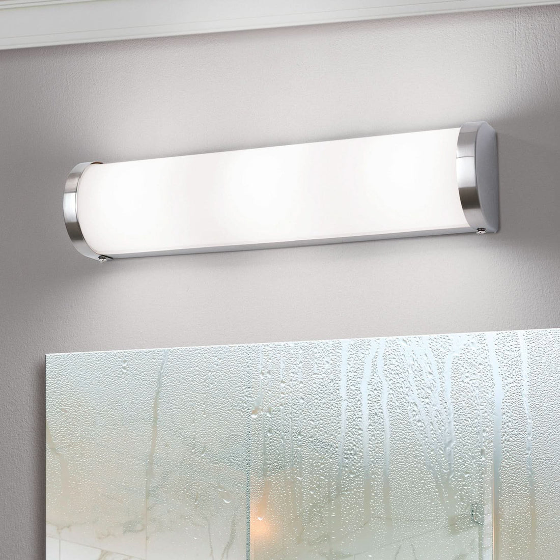 Applique murale Tea 41 en verre, nickel et blanc, 3 lumières, IP44