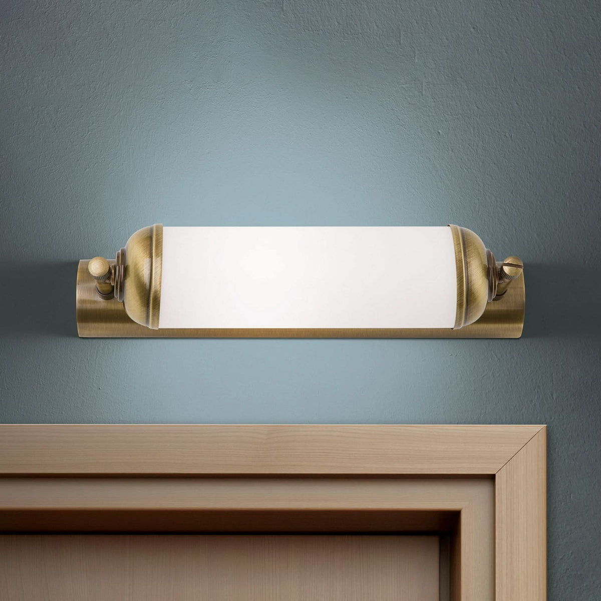 Applique murale Somptueuse en laiton, blanc