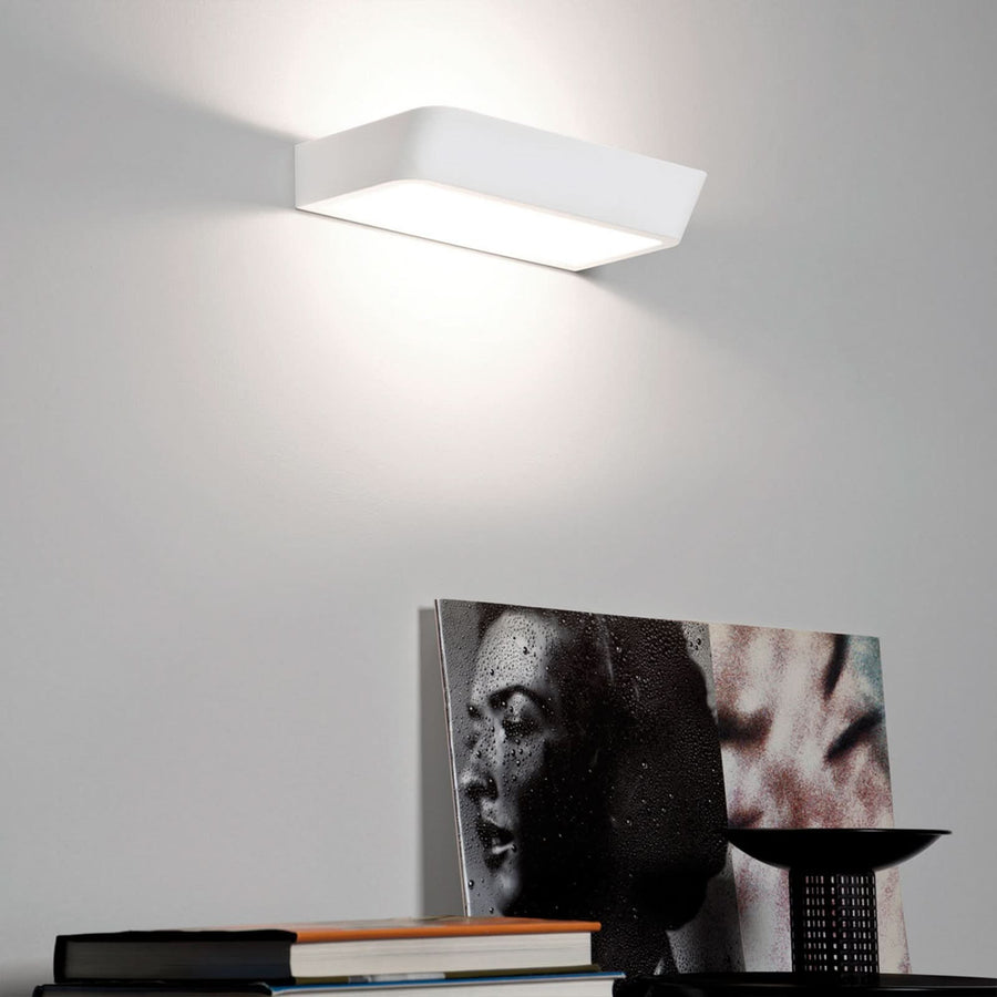 Applique murale LED Belvedere W1 en aluminium, blanc mat, hauteur 3,5 cm, 3000 K