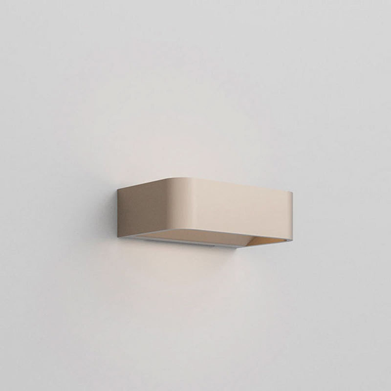 Applique murale LED Frame W1 en aluminium, bronze, hauteur 4,8 cm, 2700 K