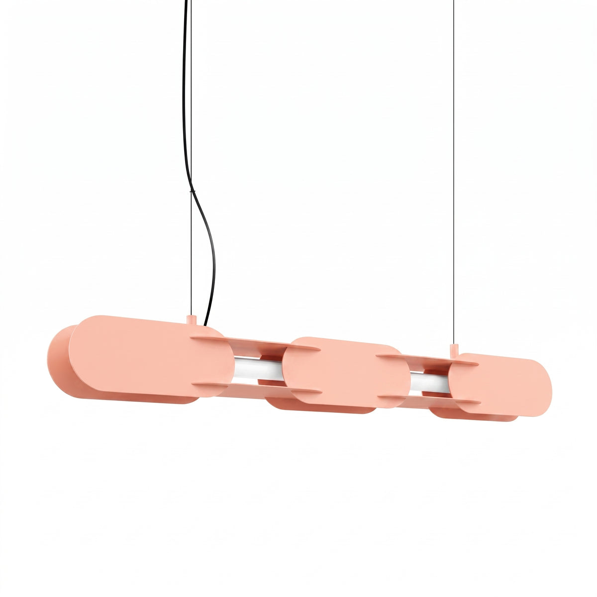 Coloris rose poudré, vue de profil latéral avec ombres douces sur fond uni