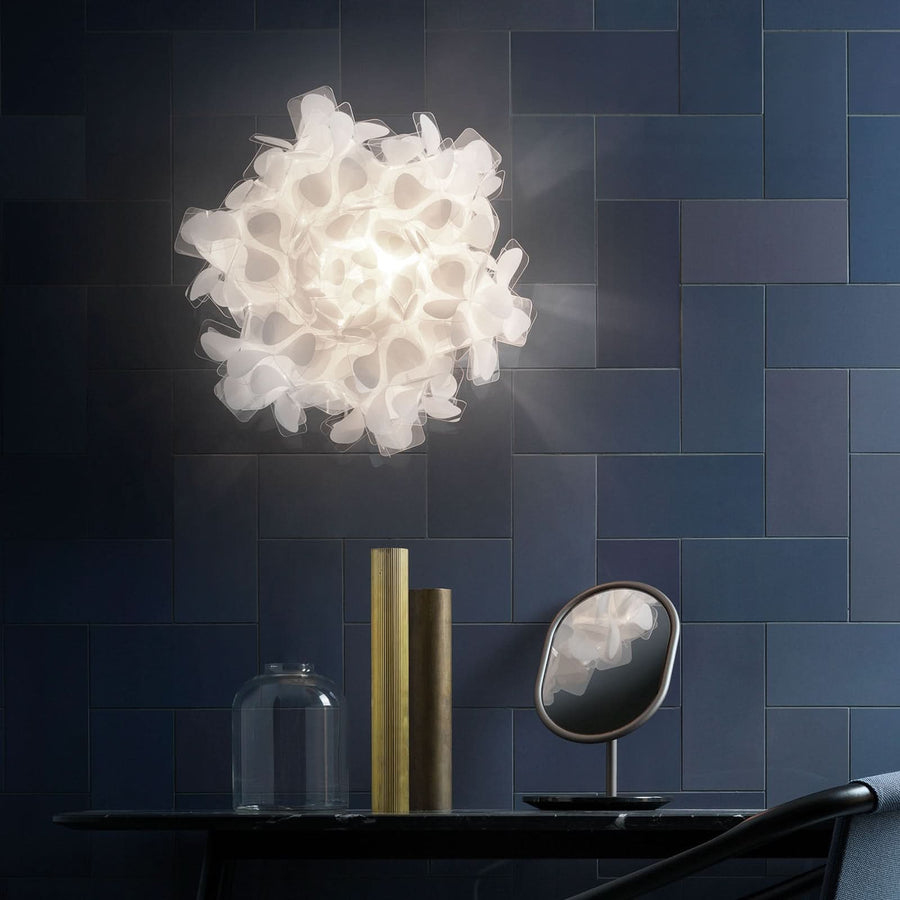 Applique murale Clizia Mama Non en cristal, blanc, 3 lumières, Ø 78 cm