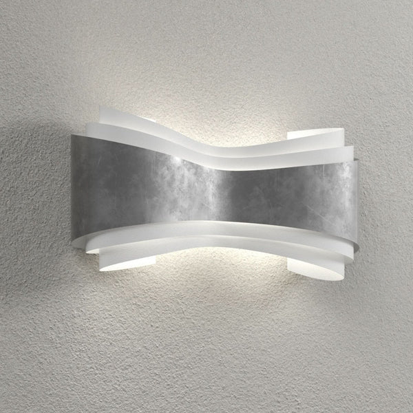 Applique murale LED Ionica en verre, feuille d'argent et blanc satiné, hauteur 20 cm