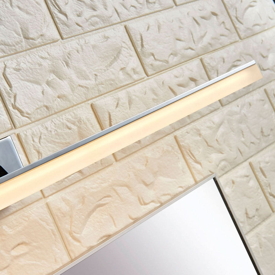 Applique murale LED Julie en métal, blanc satiné et chromé, hauteur 5,7 cm, IP44, 3000 K, 14,5 W