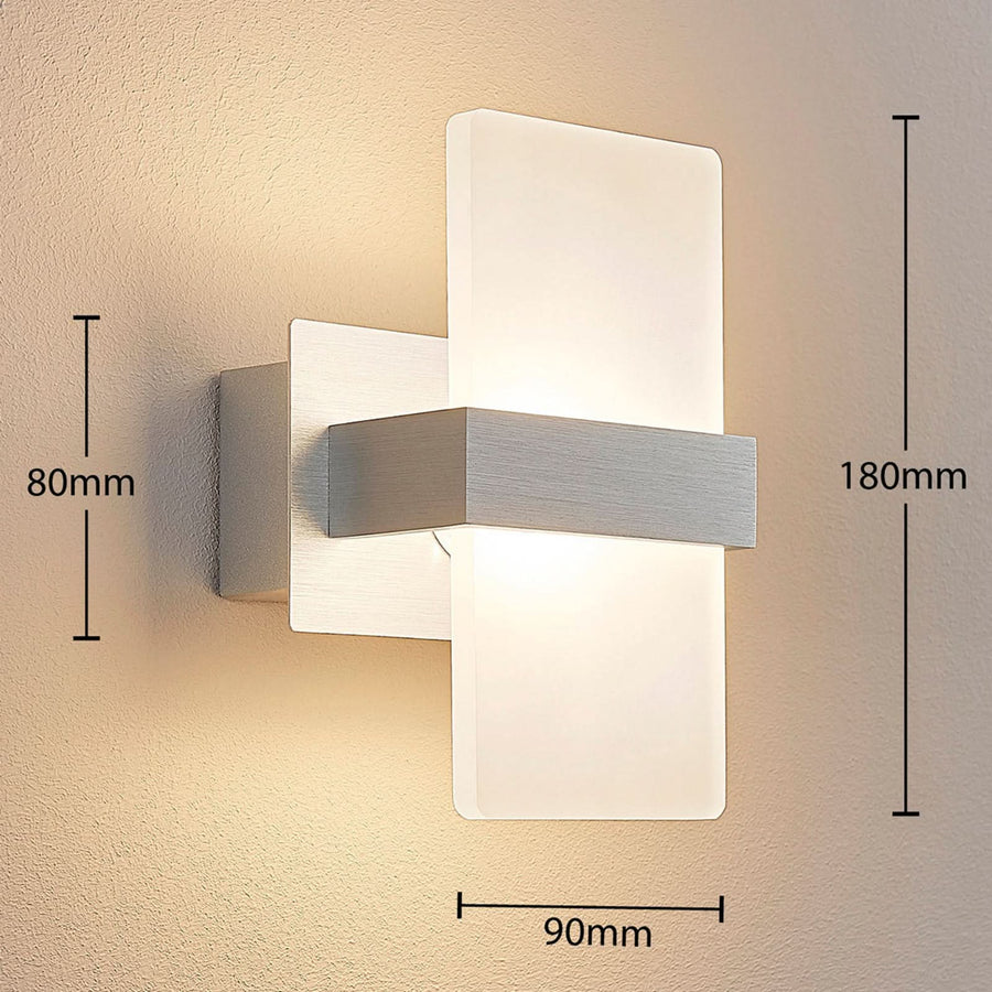 Applique murale LED Yorick en métal, blanc satiné et aluminium brossé, hauteur 18 cm