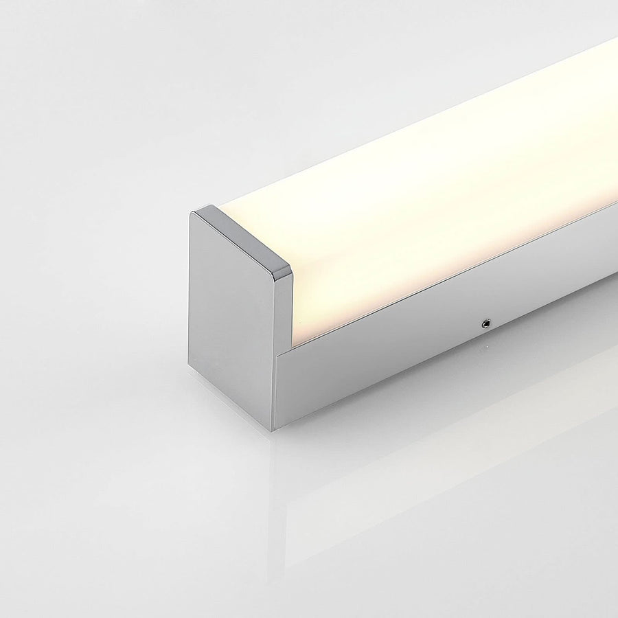 Applique murale LED Klea en aluminium, blanc et chromé, hauteur 5 cm, IP44, 3000 K, 10,5 W