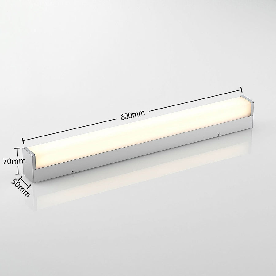 Applique murale LED Klea en aluminium, blanc et chromé, hauteur 5 cm, IP44, 3000 K, 10,5 W