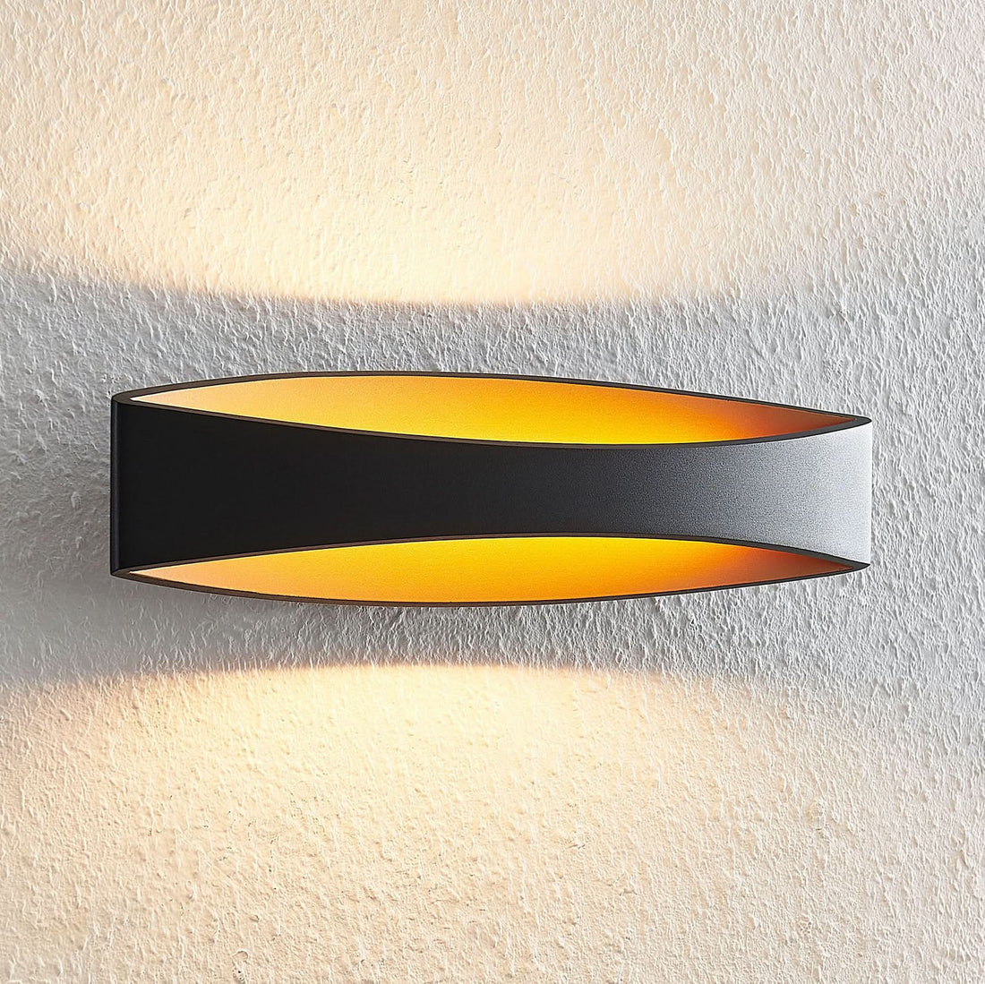 Applique murale LED Jelle en aluminium, noir et doré, hauteur 10 cm