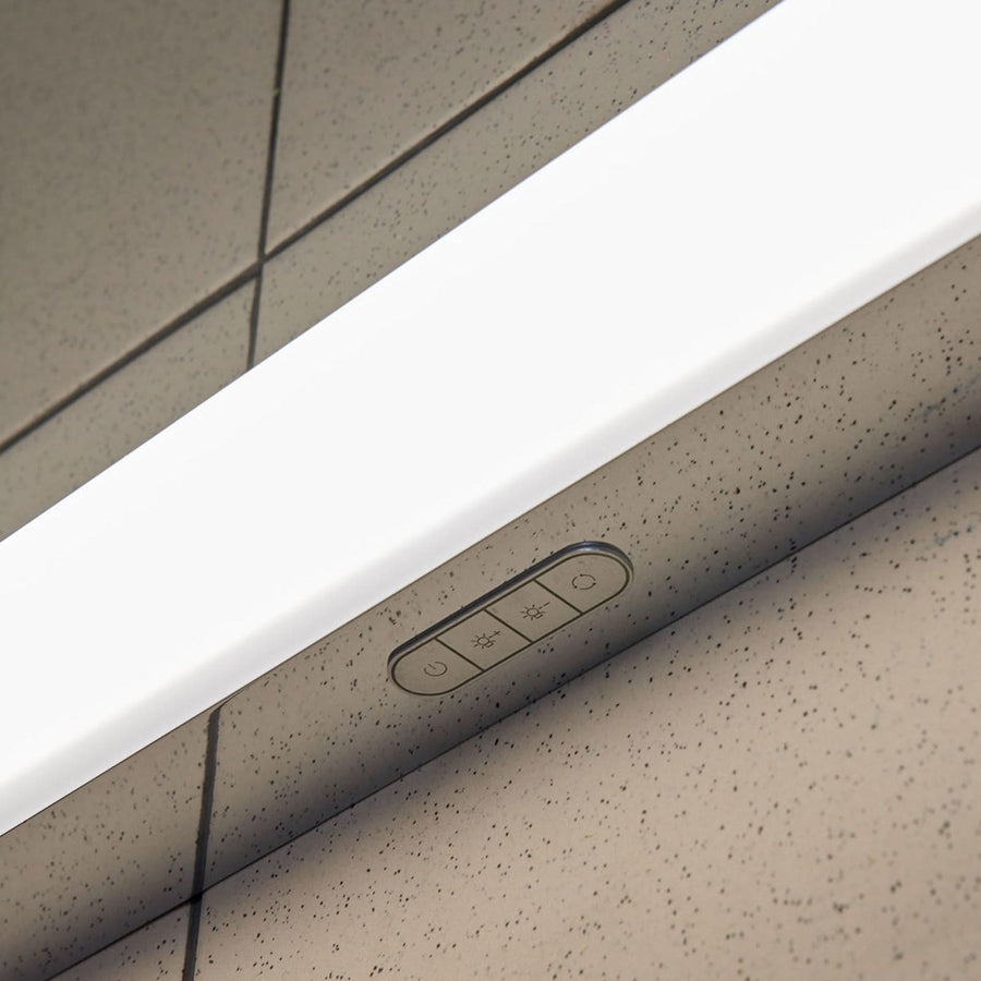 Applique murale LED Jesko Bad 3 en métal, blanc et chromé, hauteur 4 cm, IP44