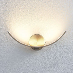 Applique murale LED Iven en métal, nickel satiné et blanc satiné, hauteur 12,5 cm