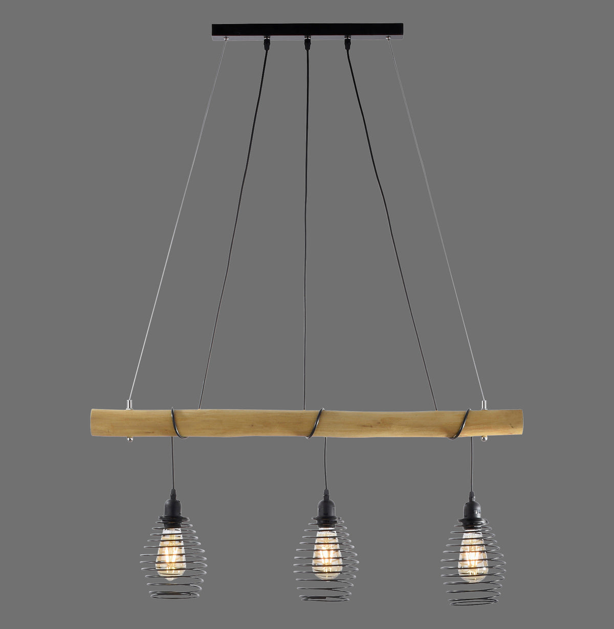 Luminaire suspendu trois abat-jours cages noires présenté de face sur fond gris
