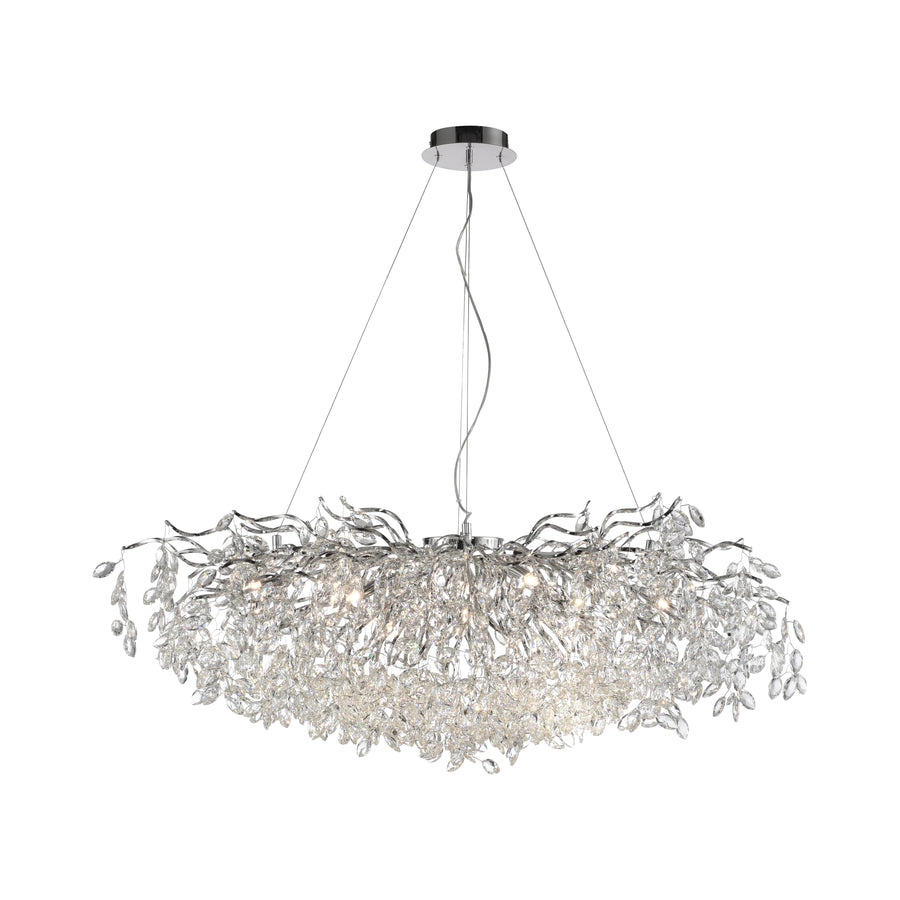 Vue du luminaire sur fond blanc, structure chromée et grappes de cristaux taillés en feuilles.