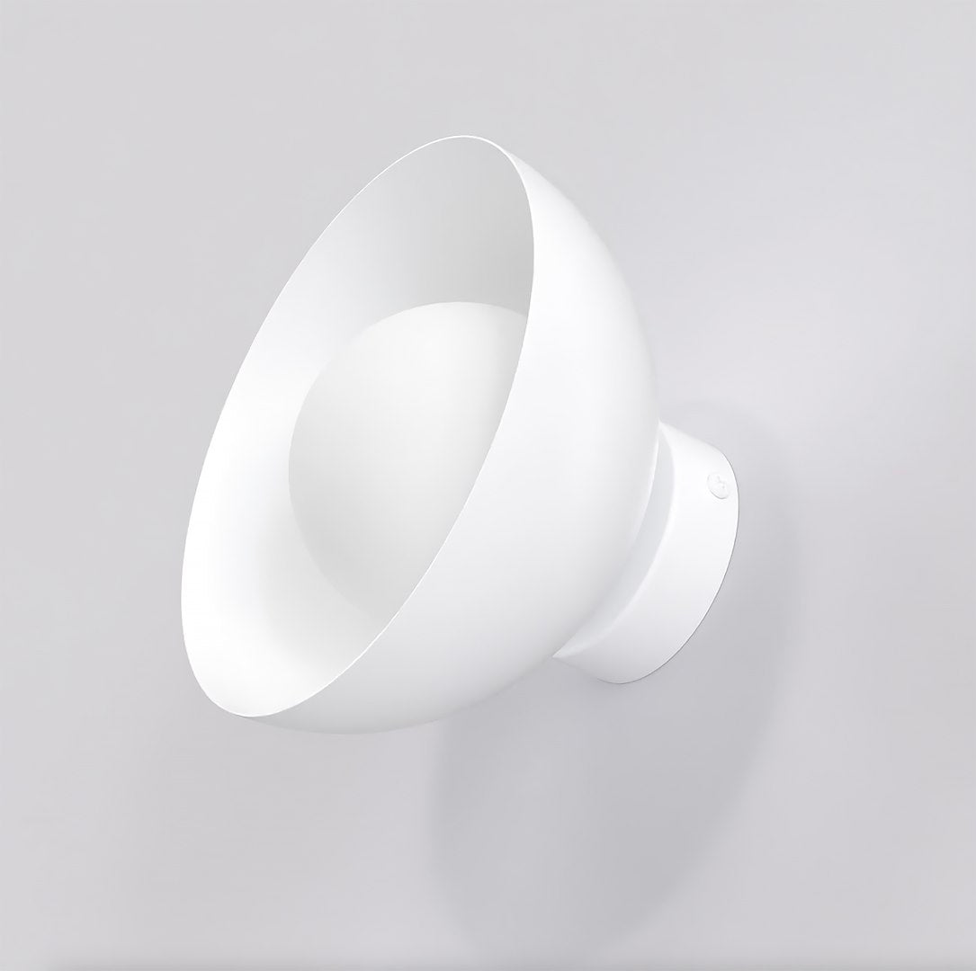 Autre angle montrant l'intérieur du bol et la sphère diffuseur blanche centrale