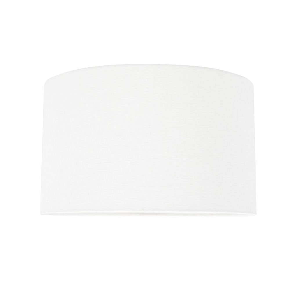 Vue rapprochée de la surface en lin blanc révélant la texture tissée régulière
