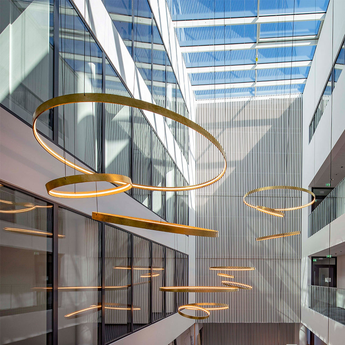 Suspension LED Made anneau XL, jusqu'à Ø 230 cm