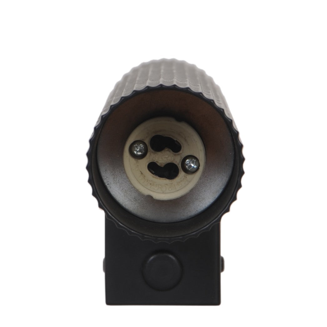Vue de dessous montrant la douille et les contacts électriques du luminaire noir.