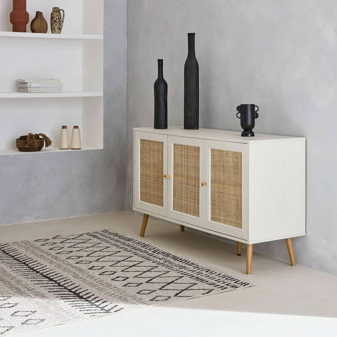 Skandinavisches Sideboard mit Rattangeflecht | Quotid