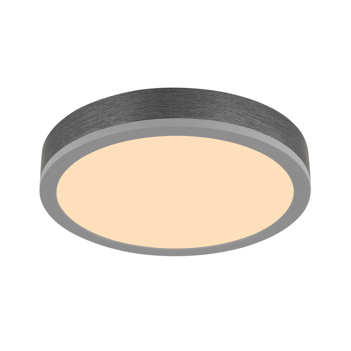 Vue de face du plafonnier rond allumé, large diffuseur opale et lumière chaude