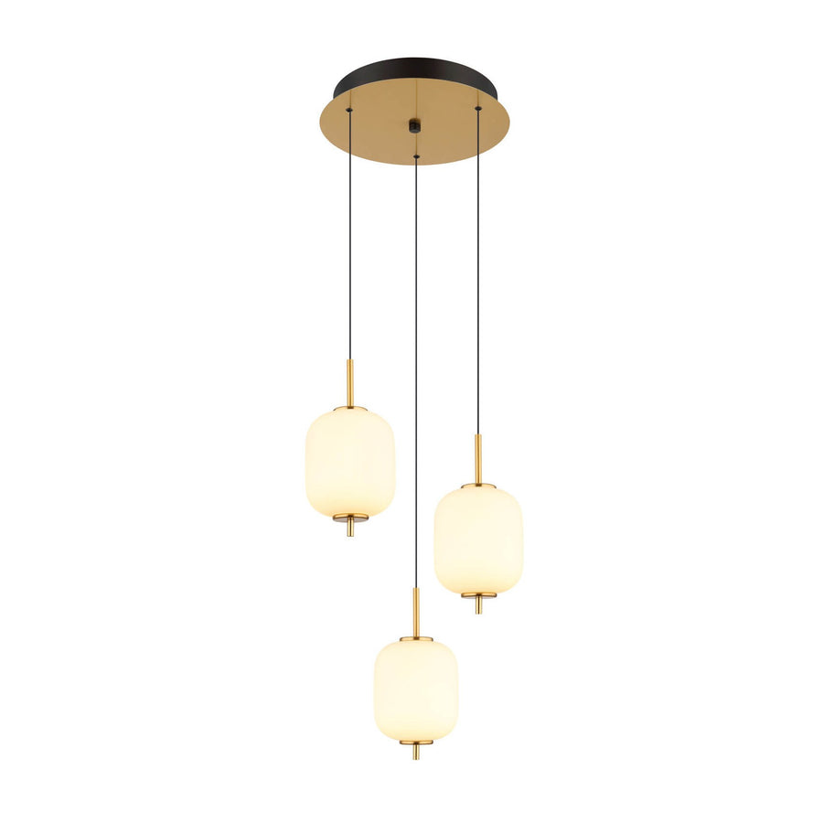 Suspension trois lumières en verre opalin et laiton, vue de face sur fond blanc