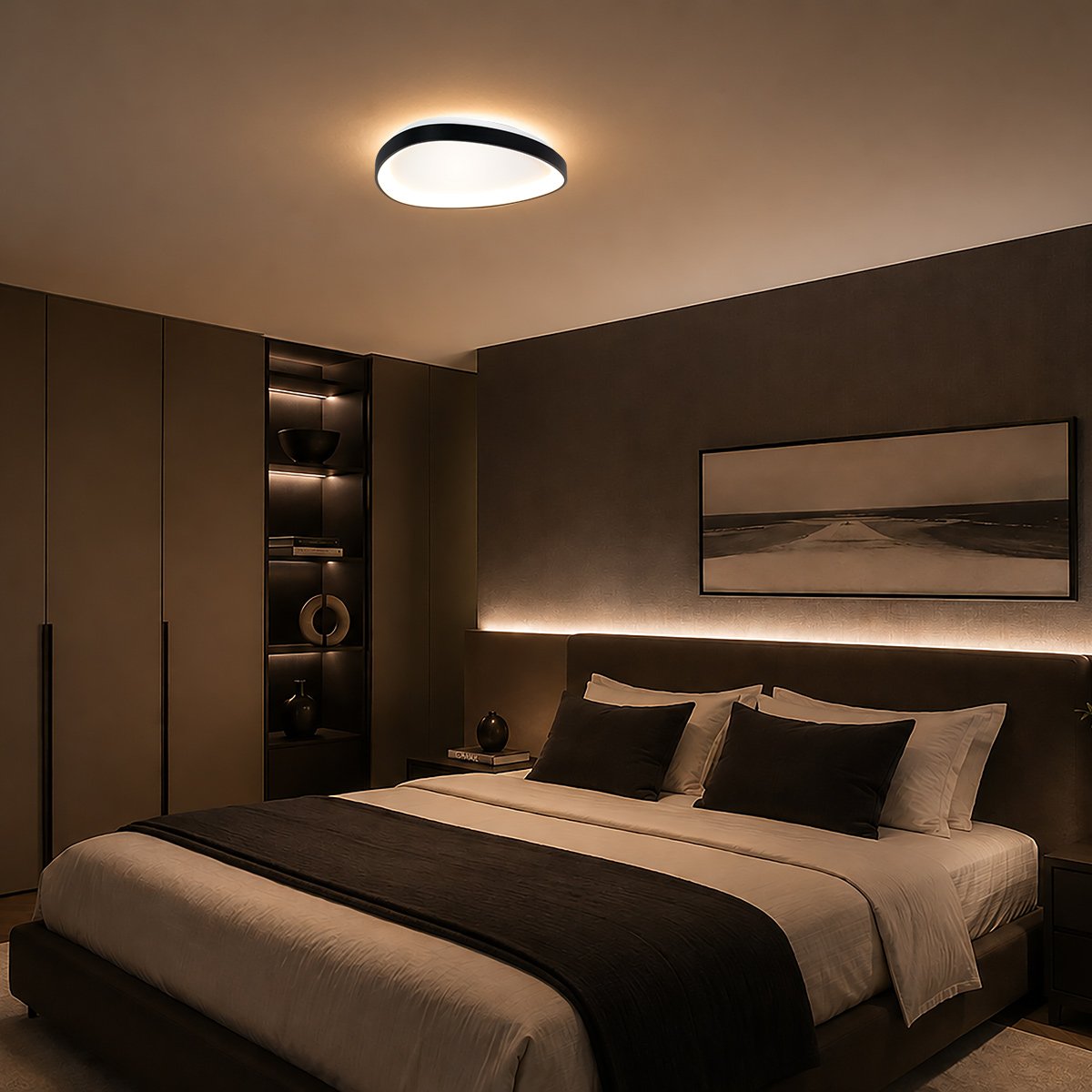 Plafonnier installé au plafond d'une chambre à coucher moderne