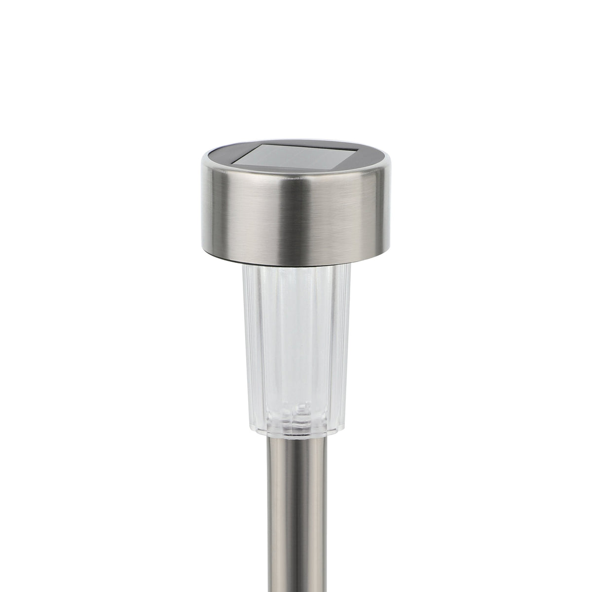 Gros plan sur la tête inox, le panneau solaire et le diffuseur transparent strié.