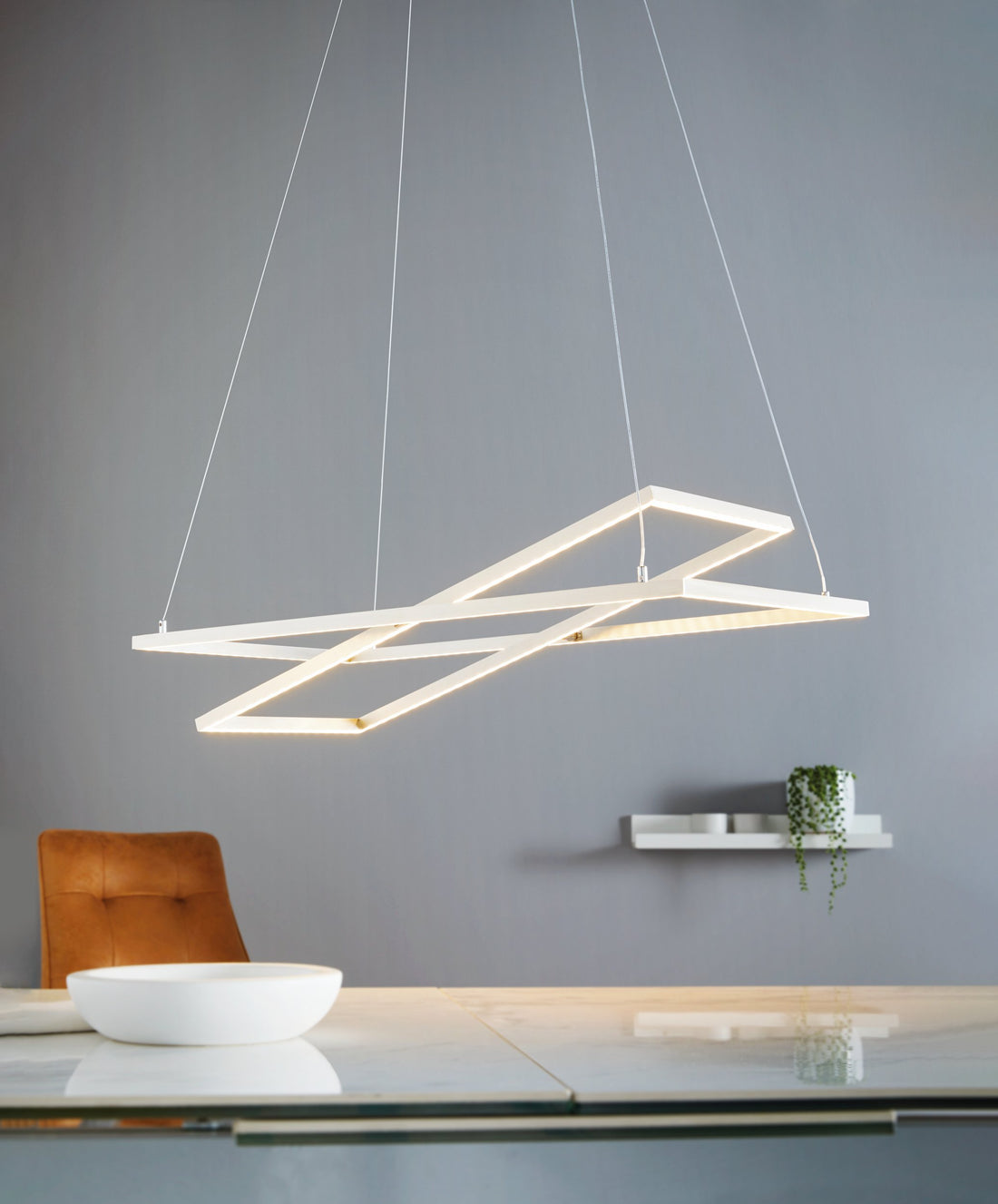 Suspension Tamasera nickel et blanche (96815)