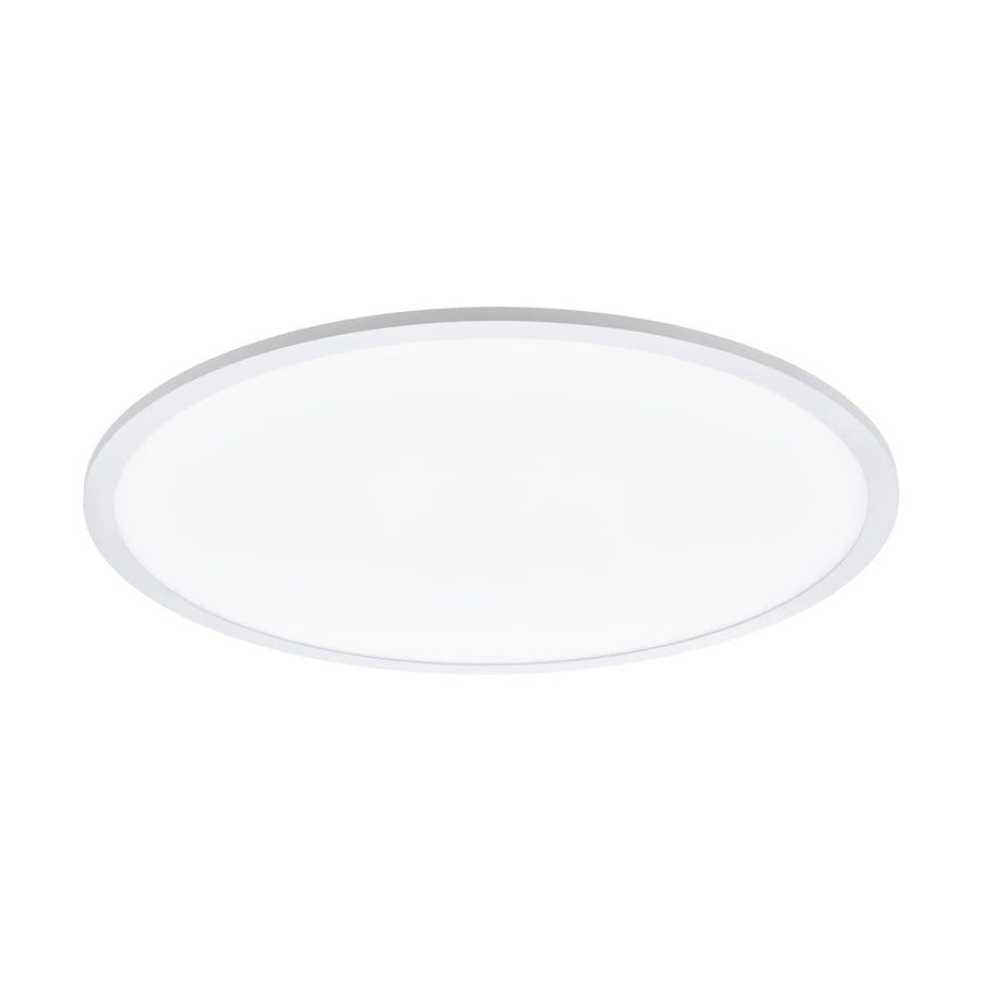 Vue de trois quarts du plafonnier rond blanc au diffuseur bombé translucide