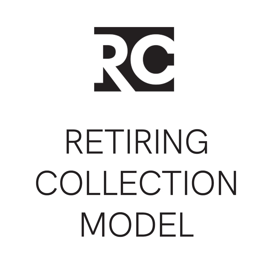 Logo graphique noir et blanc annonçant un modèle de collection retirée