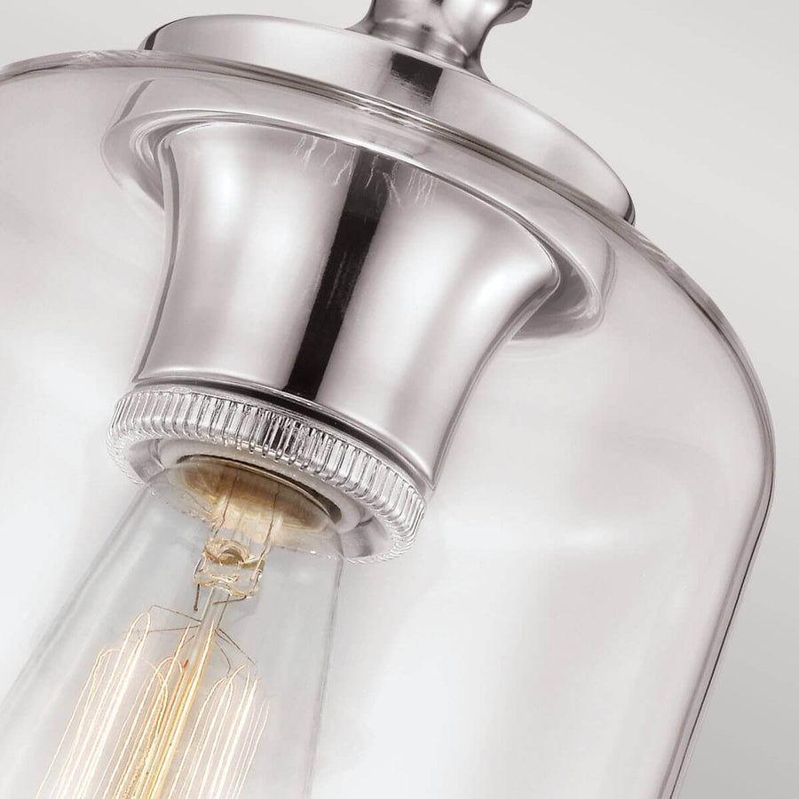 Détail de la douille moletée et de l'ouverture supérieure du verre