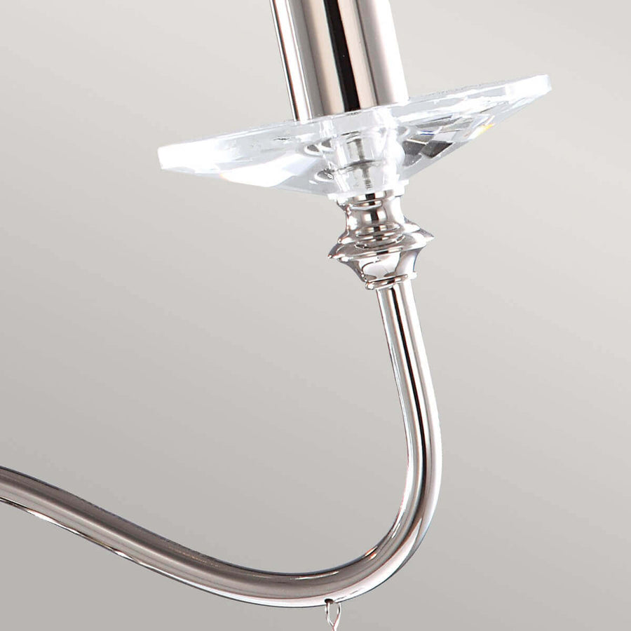 Coupelle en verre taillé et départ du bras courbé en finition nickel