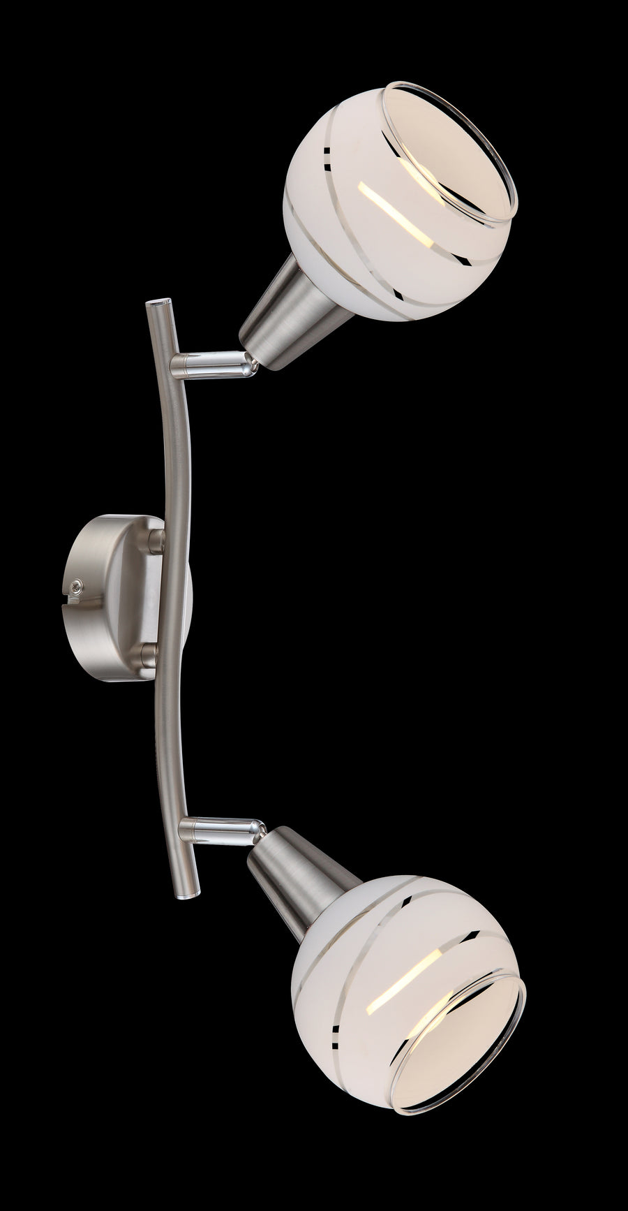Détail des globes en verre dépoli strié, finition nickel satiné du bras et de la platine