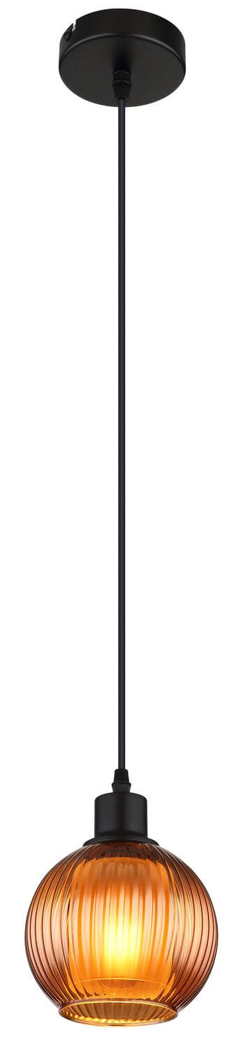 Vue verticale du luminaire suspendu, long câble noir et petit globe côtelé.