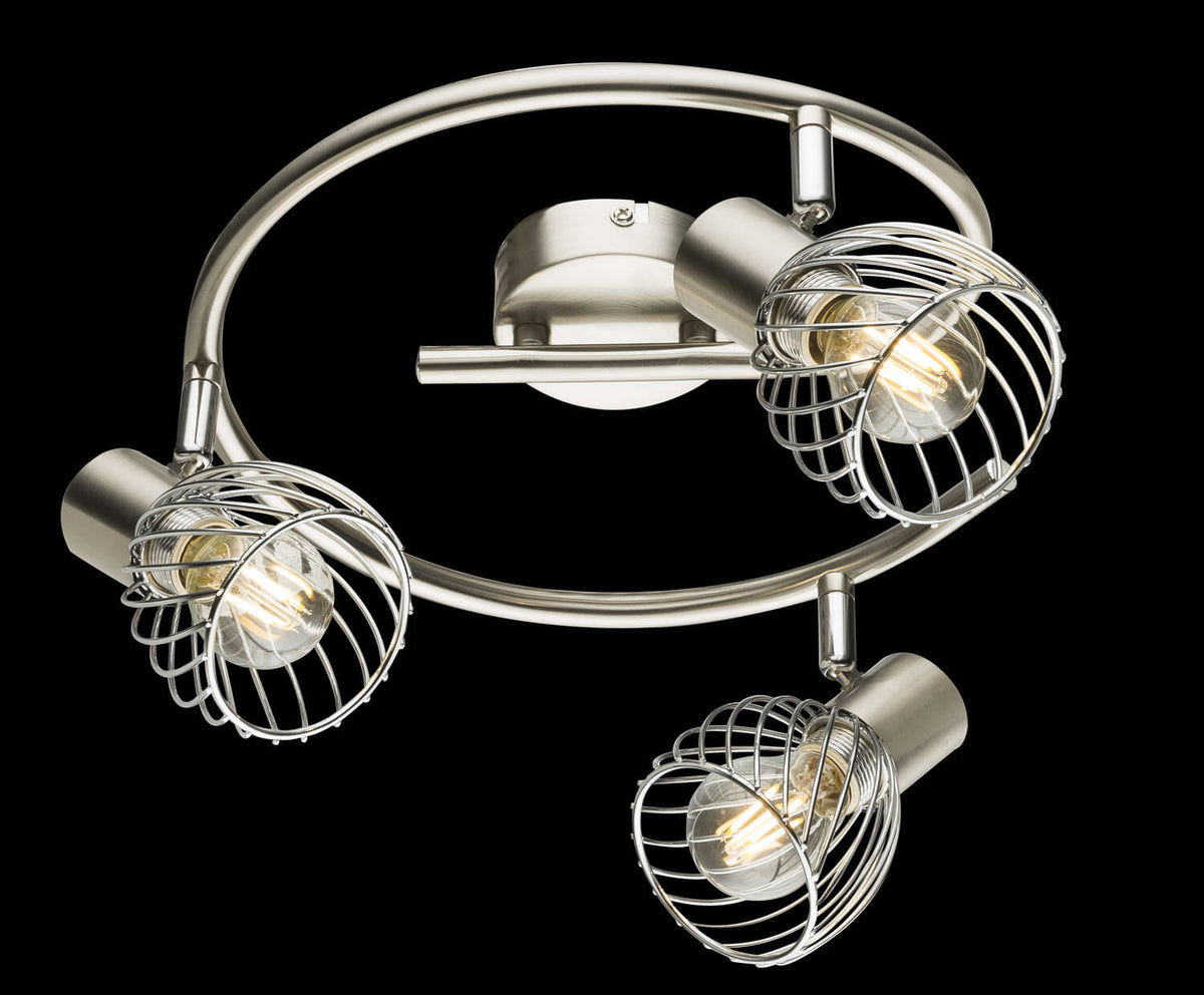 Vue produit sur fond noir, structure ovale nickel et trois projecteurs cages orientables allumés