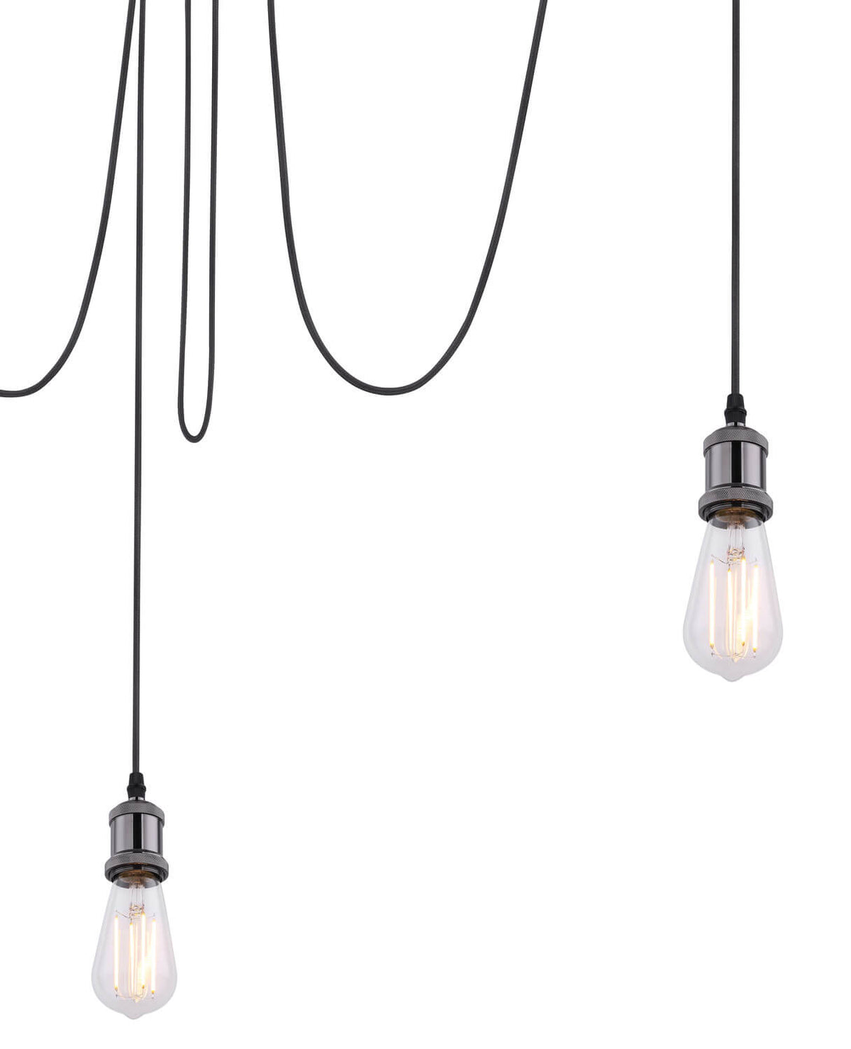 Gros plan sur la douille chromée et l'ampoule Edison transparente à filament