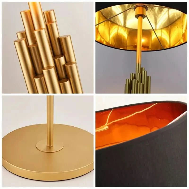 Détails du lampadaire : fût doré, base ronde, abat-jour noir et intérieur doré