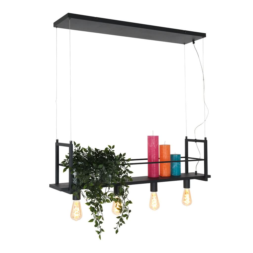 Vue en angle avec bougies colorées et plante retombante sur l'étagère de la suspension.