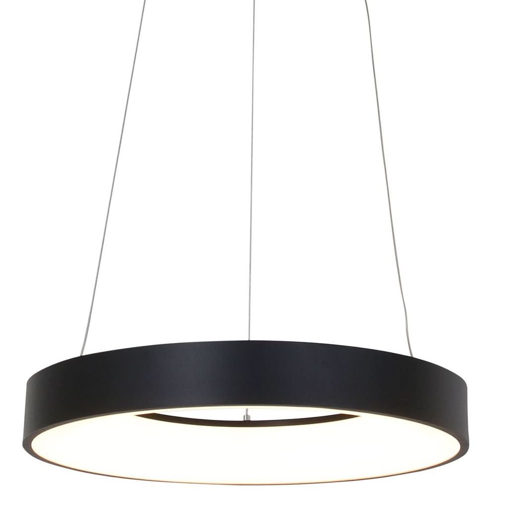 Gros plan du lustre anneau LED noir, diffuseur lumineux blanc chaud