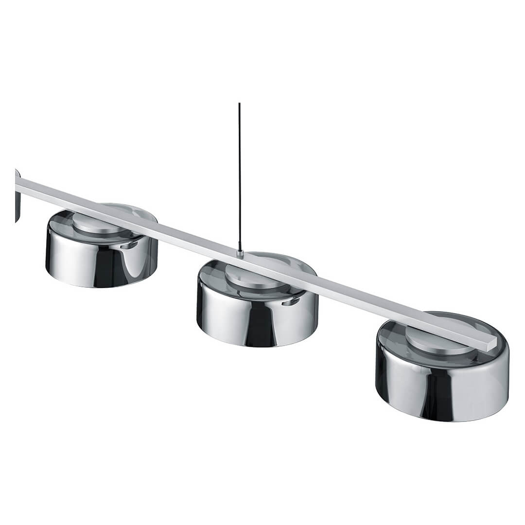Détail des abat-jours cylindriques éteints, verre fumé gris et reflets chromés